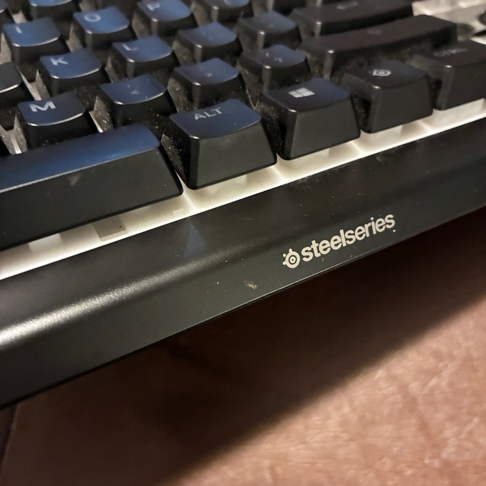 Steelseries Apex 3 Keyboard - Picture 4 of 8